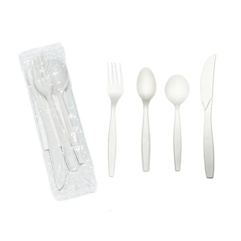 Coltello, forchetta e cucchiaio