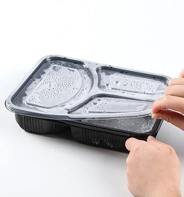 I contenitori neri per la preparazione dei pasti sono sicuri?